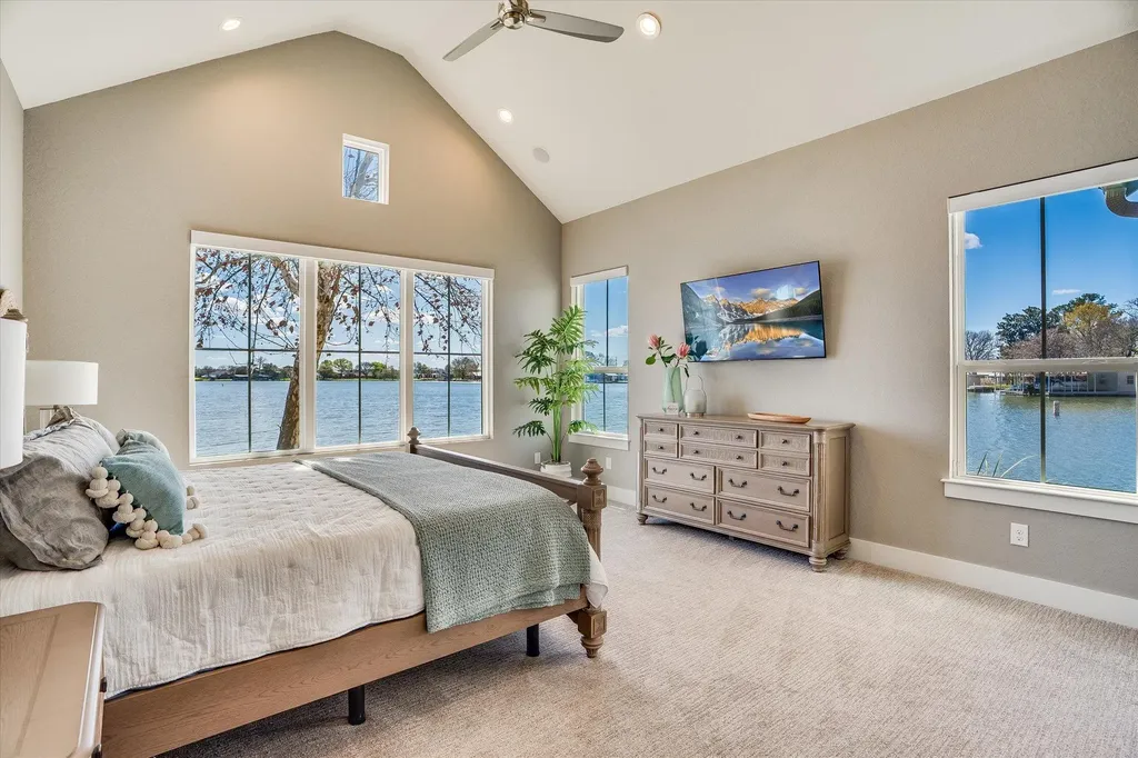 701 Woodland Hills Granite Shoals TX 78654