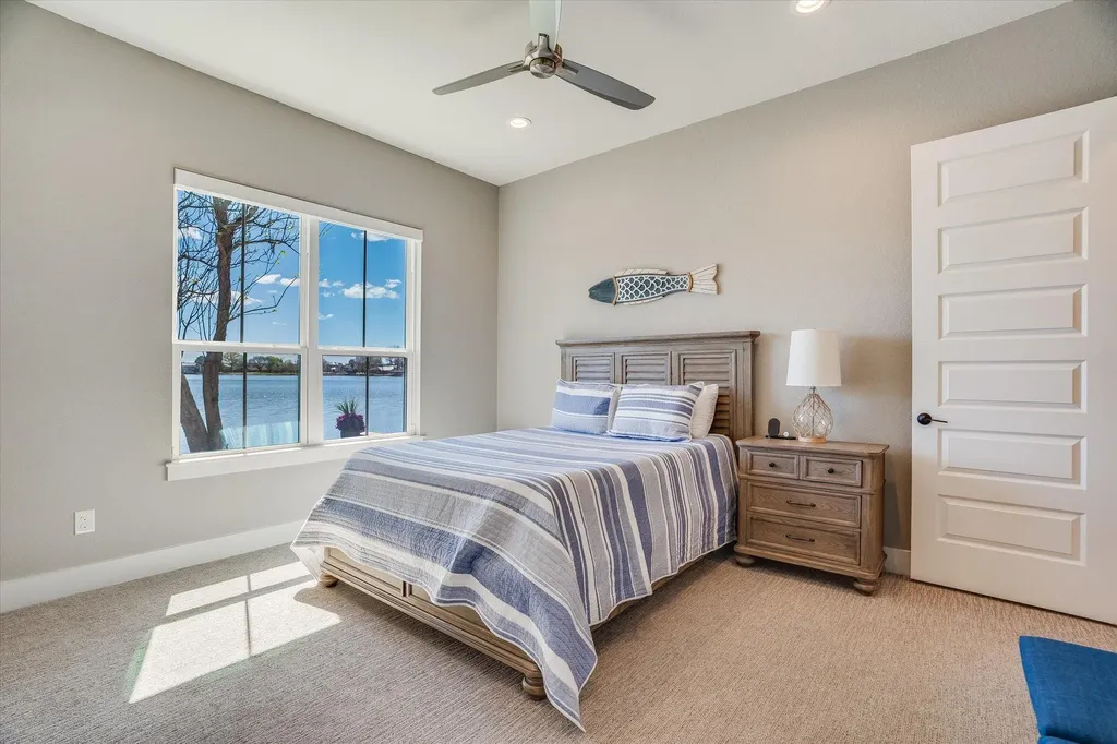 701 Woodland Hills Granite Shoals TX 78654