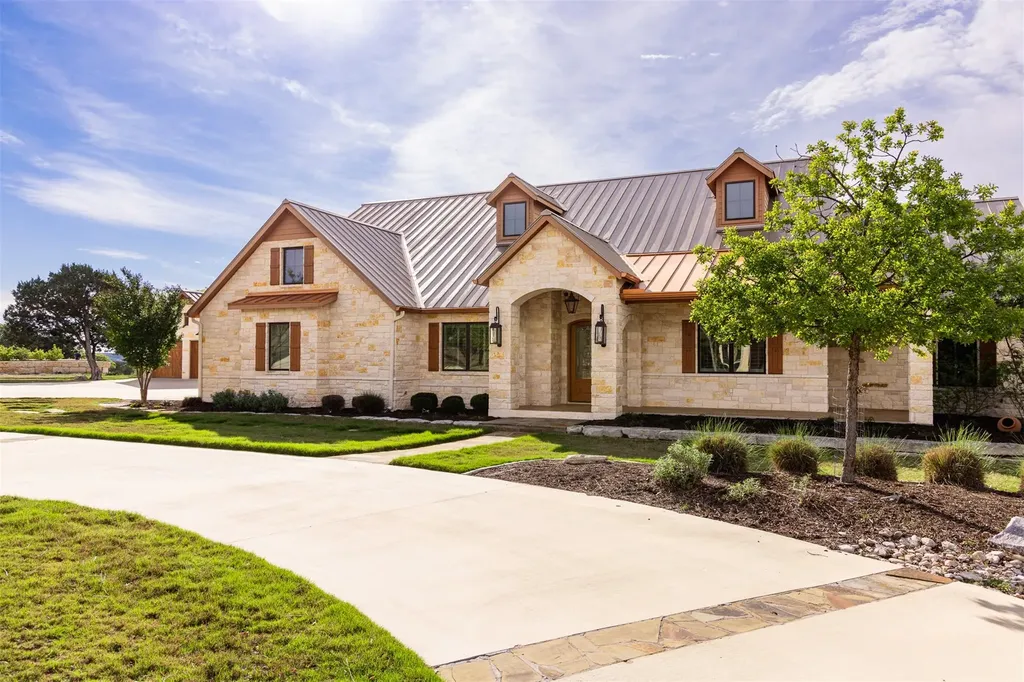 357 Cypress Estates Parkway Ingram TX 78025