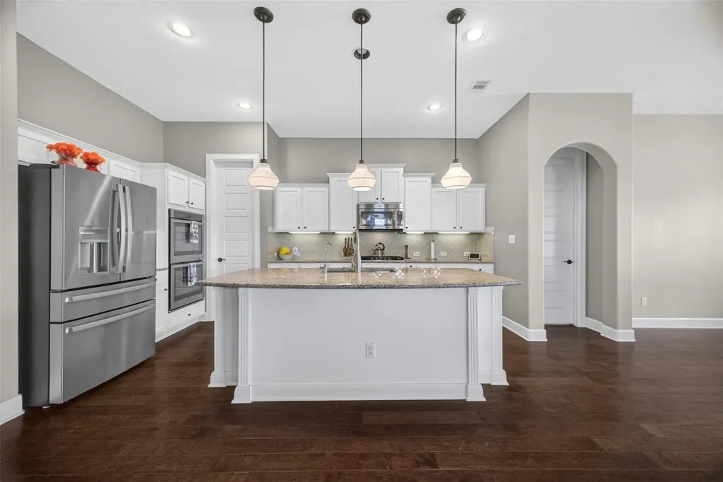 4017 Benetton Way Leander TX 78641