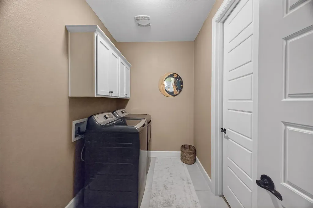 4017 Benetton Way Leander TX 78641