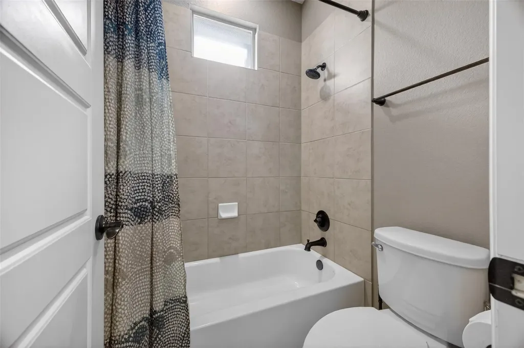 4017 Benetton Way Leander TX 78641