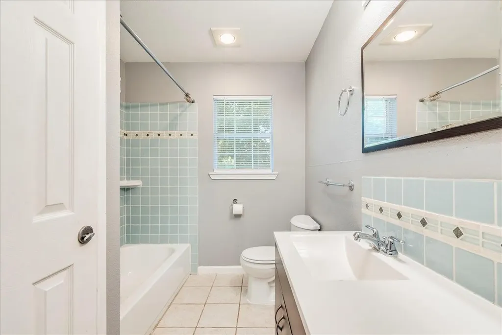 609 Cottonwod Street Lockhart TX 78644