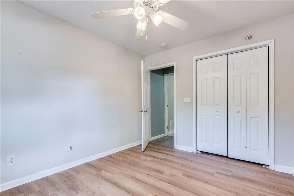 609 Cottonwod Street Lockhart TX 78644