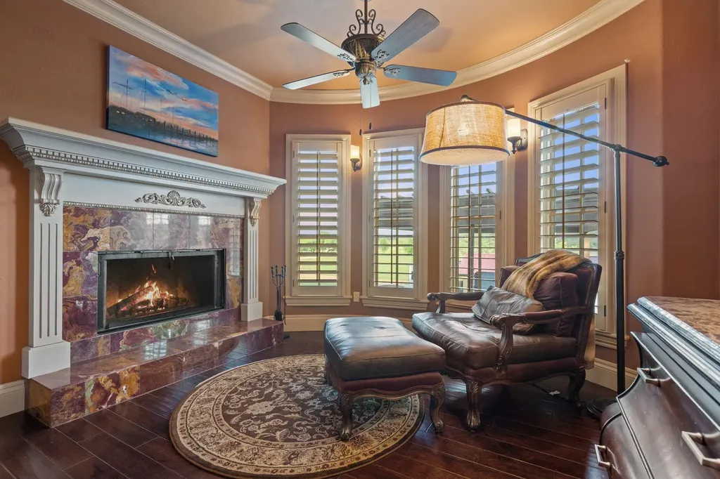 481 Chimney Cove Drive Marble Falls TX 78654