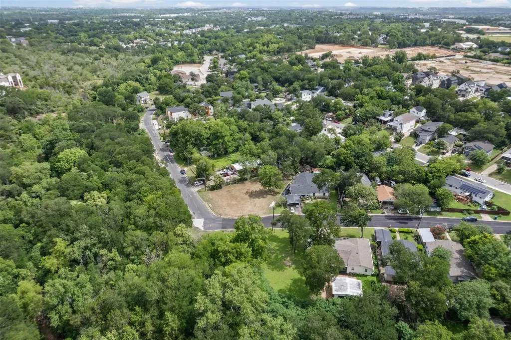1201 Fort Branch Boulevard Austin TX 78721