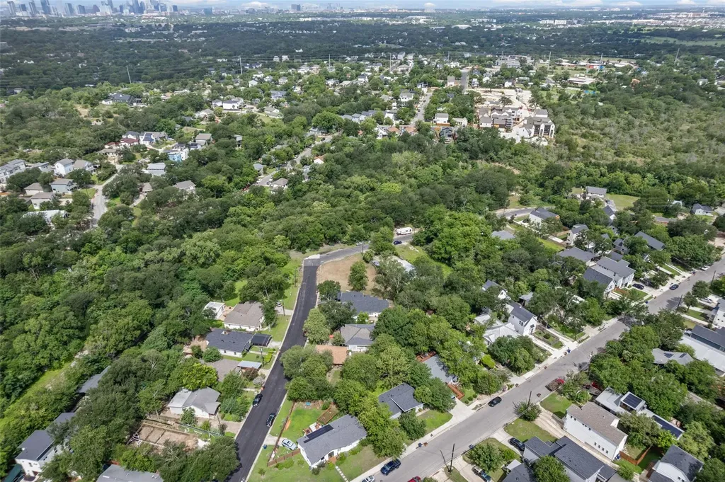 1201 Fort Branch Boulevard Austin TX 78721