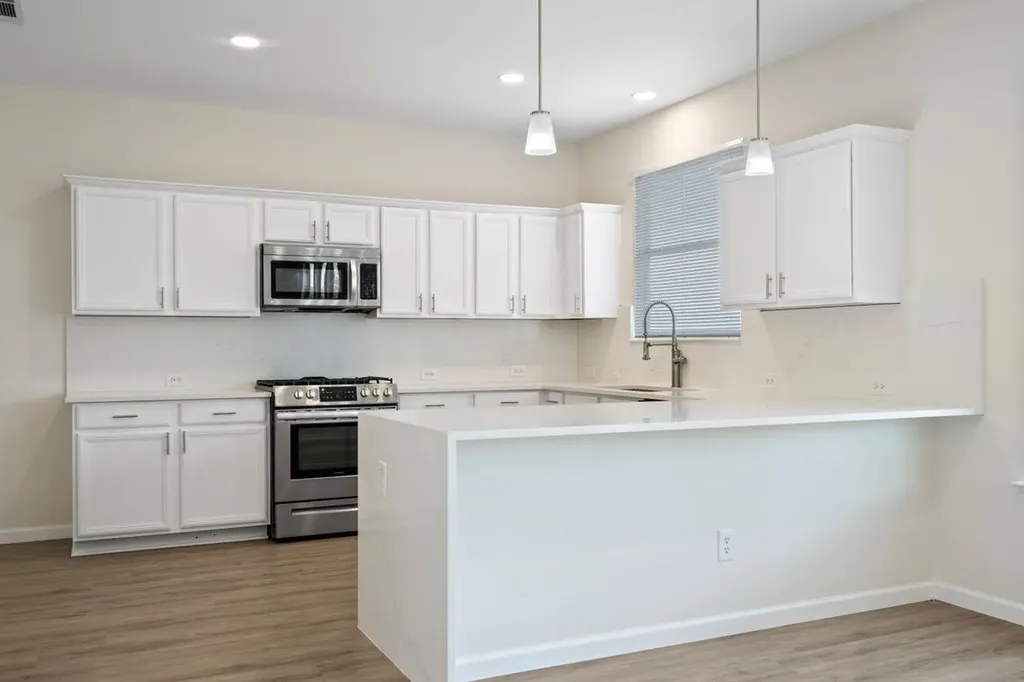101 Redwood Drive Kyle TX 78640