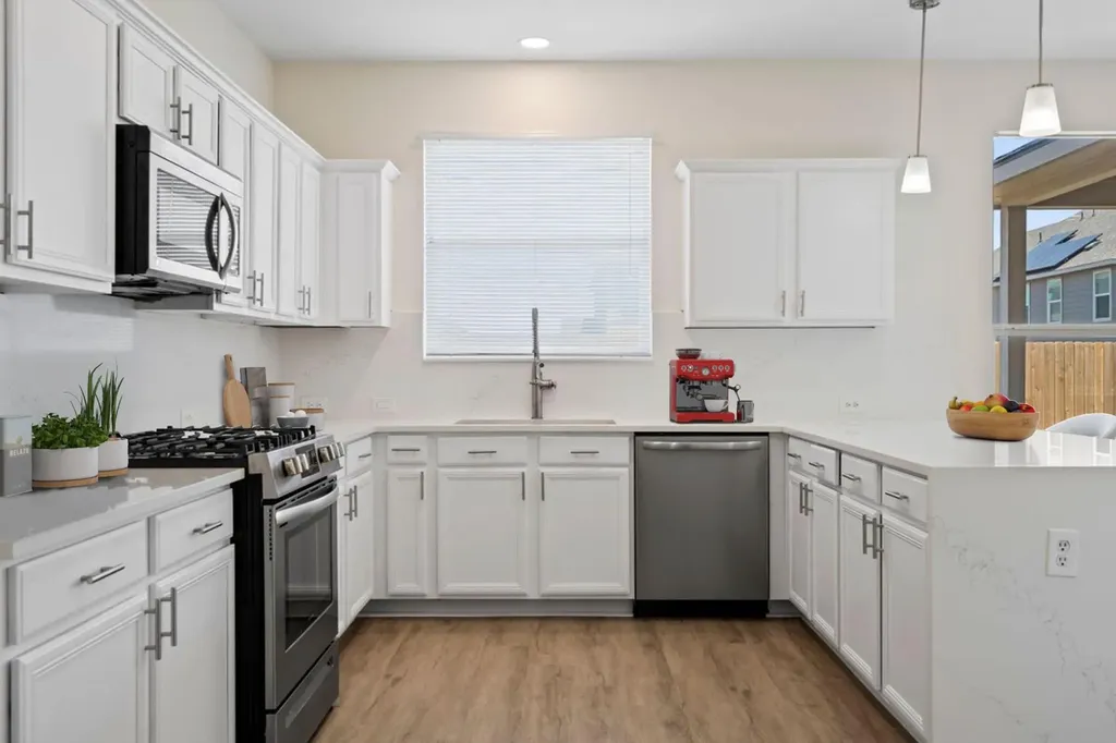 101 Redwood Drive Kyle TX 78640