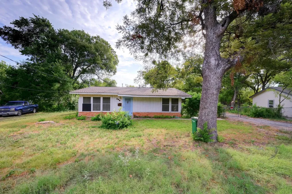 300 Pecan Drive Austin TX 78753