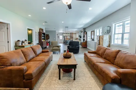 258 Private Road 2006 Schulenburg TX 78956