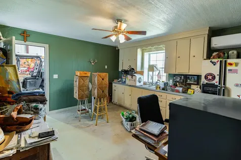 258 Private Road 2006 Schulenburg TX 78956
