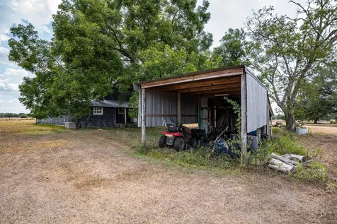 258 Private Road 2006 Schulenburg TX 78956