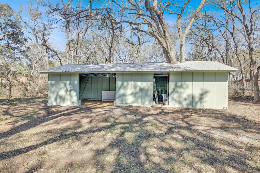 8904 Chisholm Lane Austin TX 78748