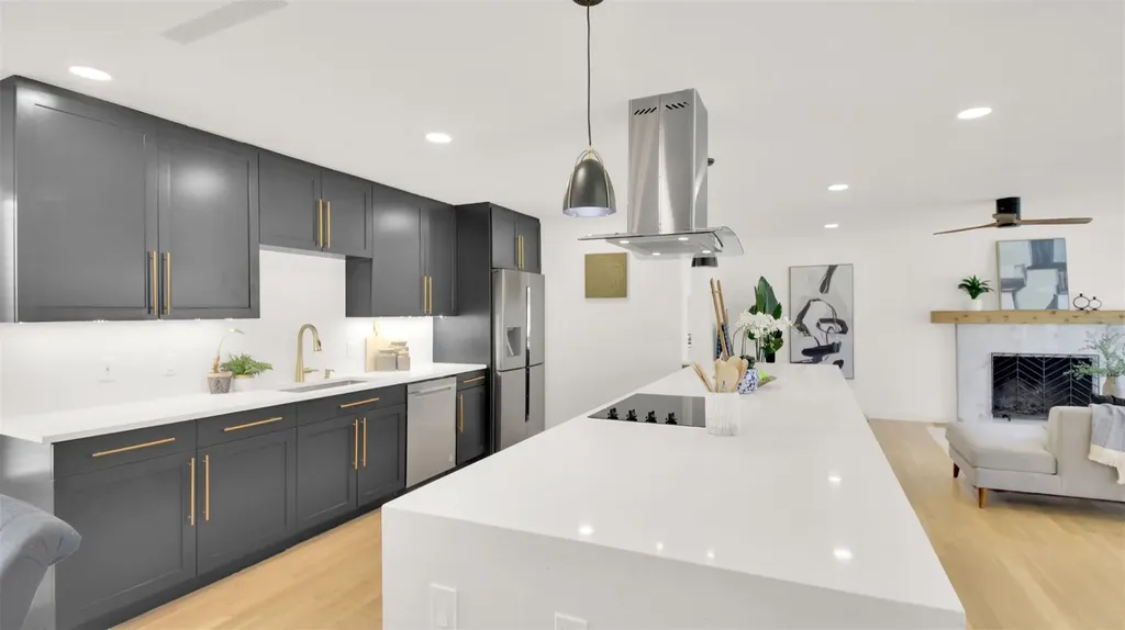 8904 Chisholm Lane Austin TX 78748