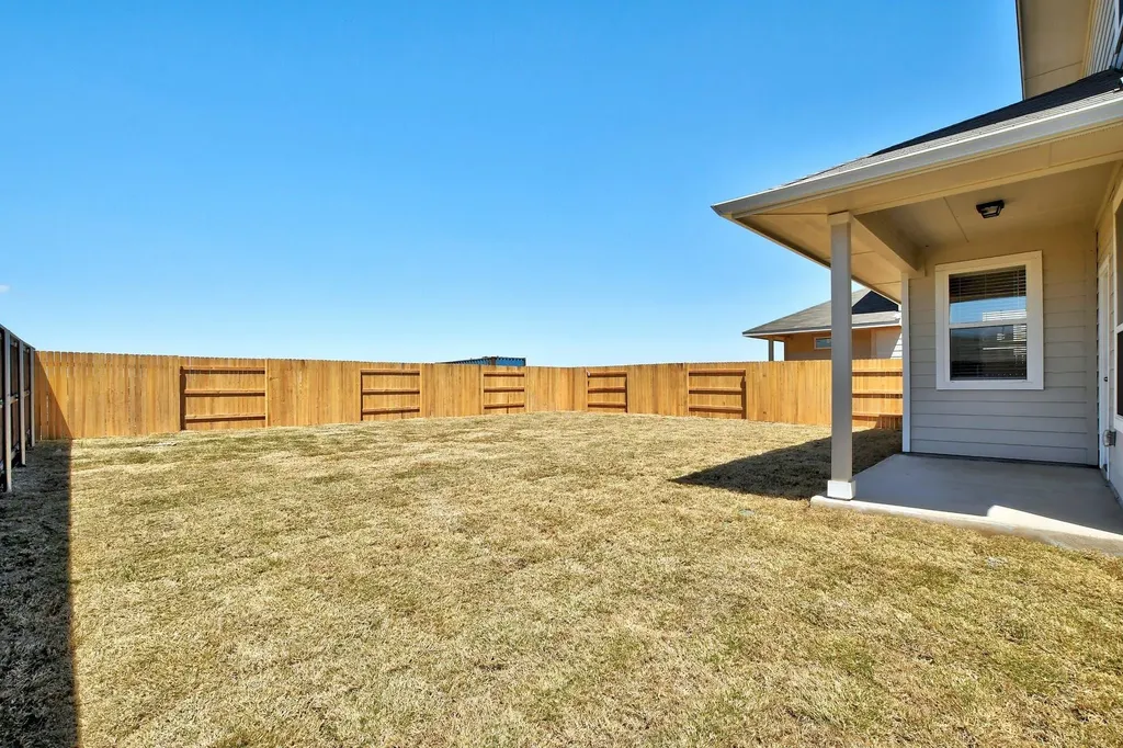 293 Tempest Trail Maxwell TX 78656