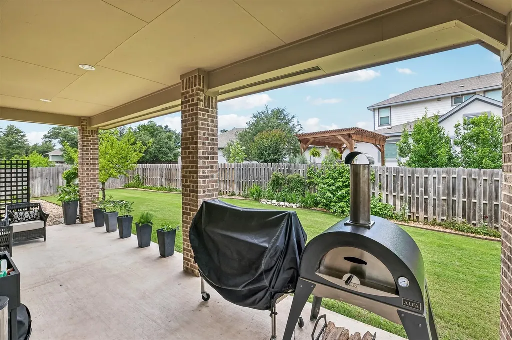 713 Judge Fisk Drive Leander TX 78641