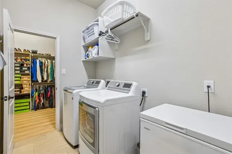 713 Judge Fisk Drive Leander TX 78641