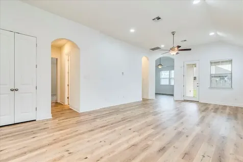 5309 Anaheim Avenue Pflugerville TX 78660