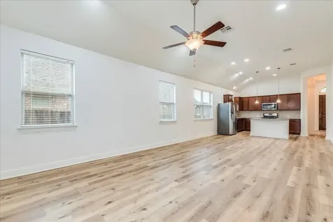5309 Anaheim Avenue Pflugerville TX 78660