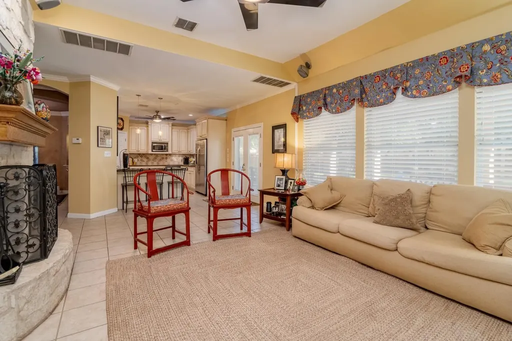 8501 Fulbright Lane Austin TX 78749