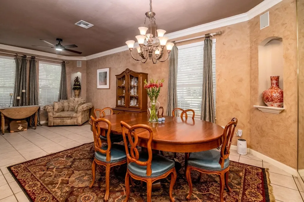8501 Fulbright Lane Austin TX 78749