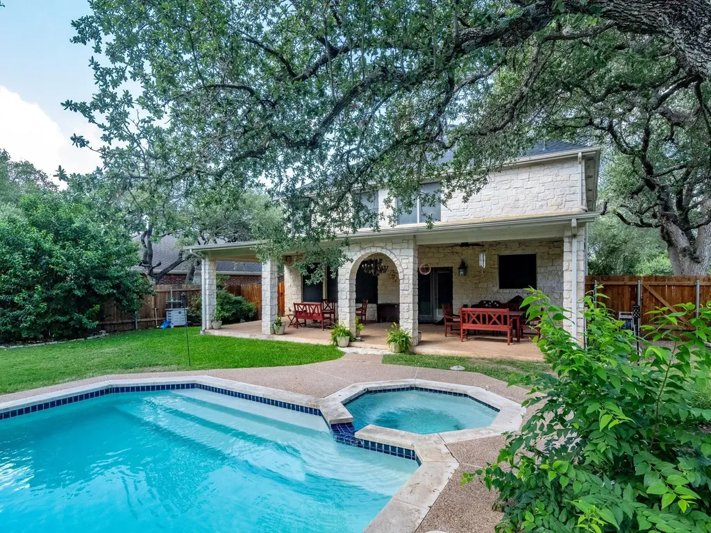 8501 Fulbright Lane Austin TX 78749