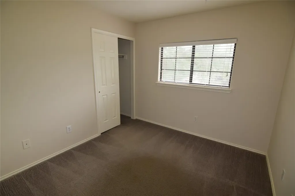 11420 Midbury Court Austin TX 78748