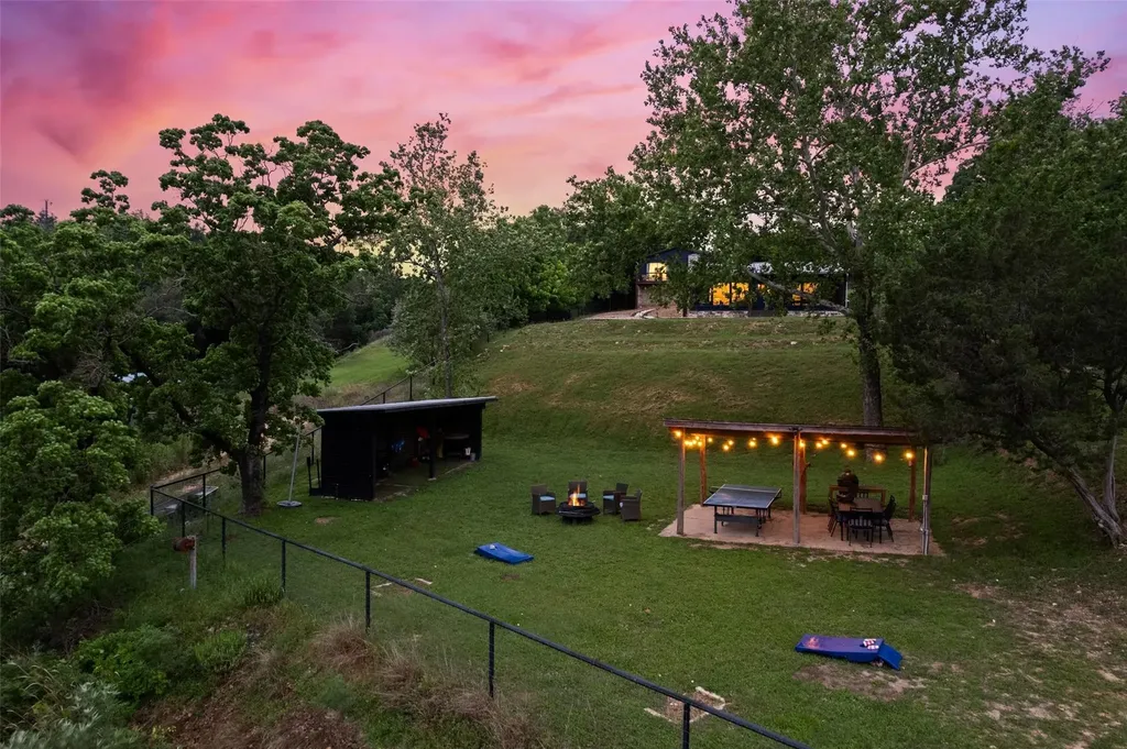 1293 Lake Shore Drive Spicewood TX 78669