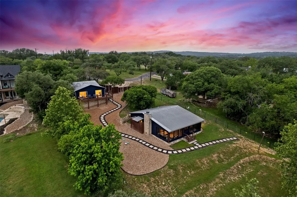 1293 Lake Shore Drive Spicewood TX 78669