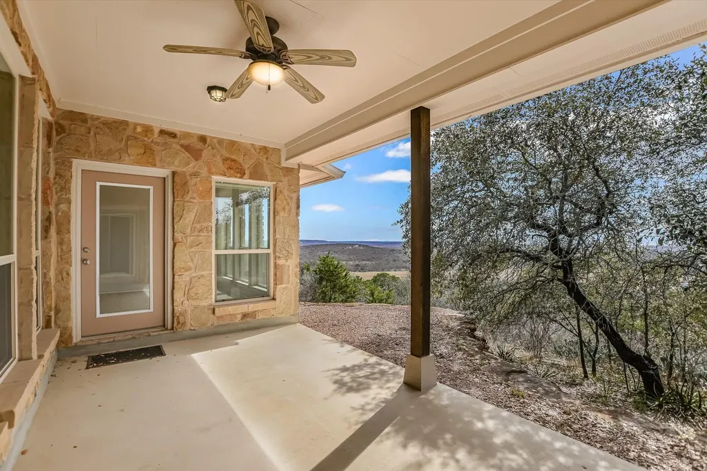 851 Stone Mountain Drive Marble Falls TX 78654