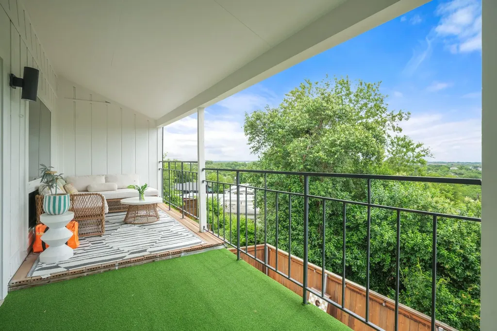 3306 Hyclimb Circle Austin TX 78723