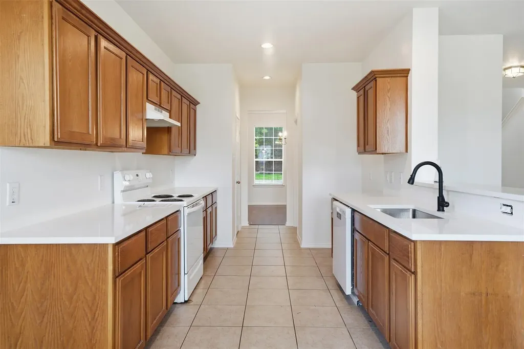 118 Invierno Street Kyle TX 78640