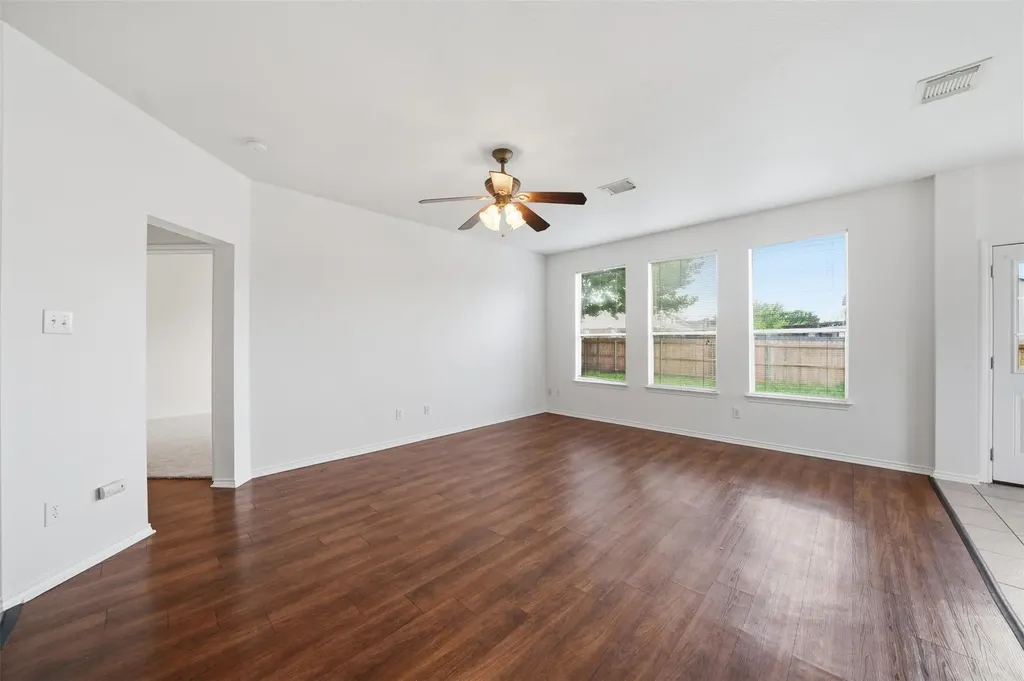118 Invierno Street Kyle TX 78640