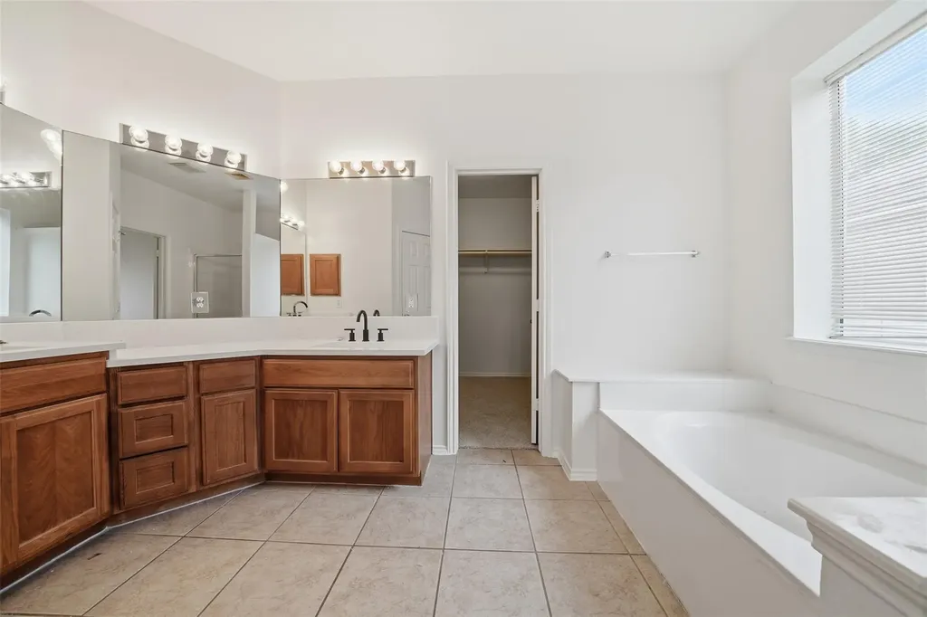118 Invierno Street Kyle TX 78640