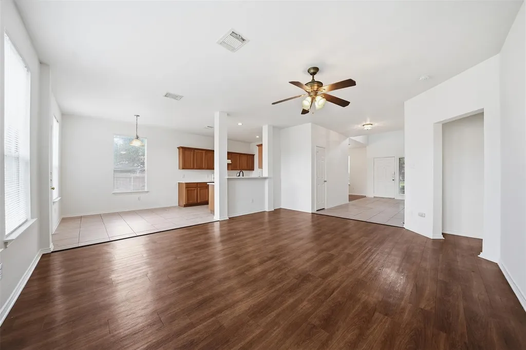 118 Invierno Street Kyle TX 78640