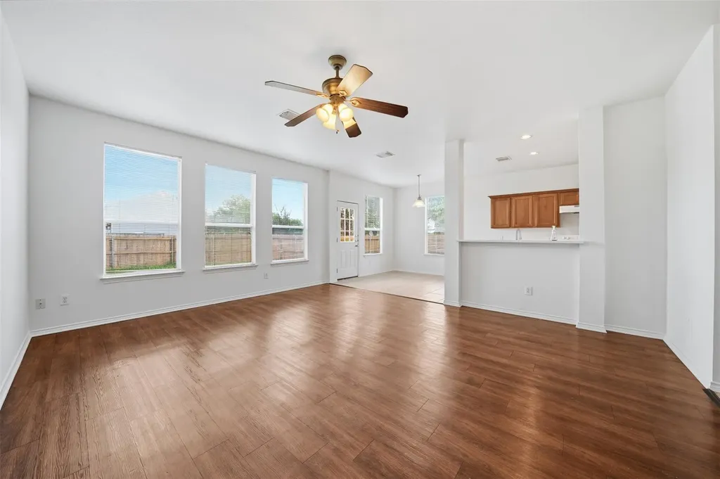 118 Invierno Street Kyle TX 78640