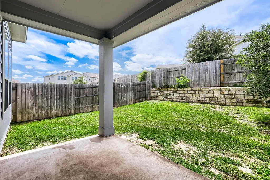 5816 Monmarte Cove Austin TX 78744