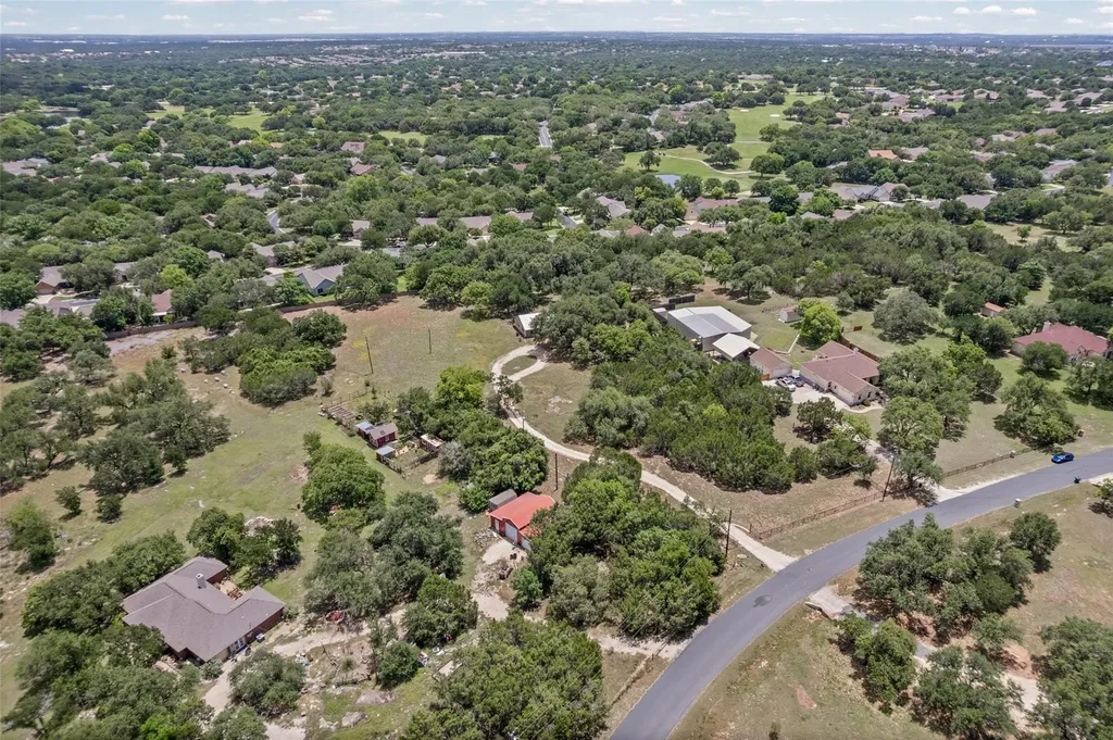 6843 S Lakewood Drive Georgetown TX 78633