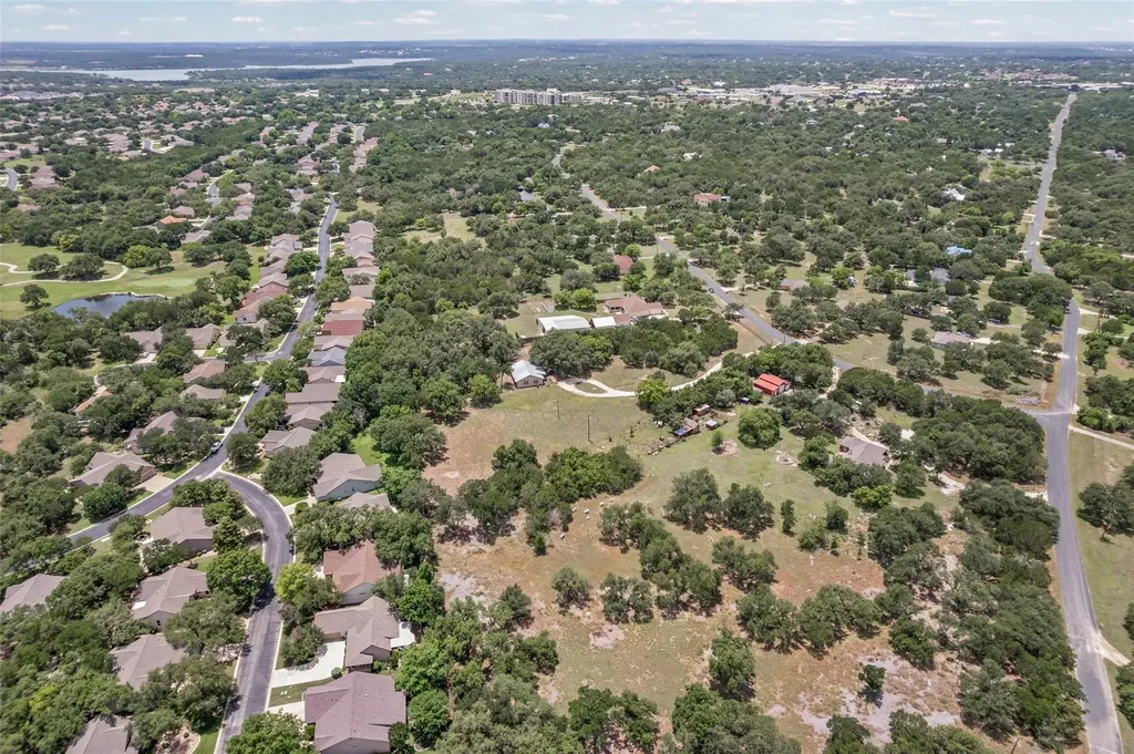 6843 S Lakewood Drive Georgetown TX 78633