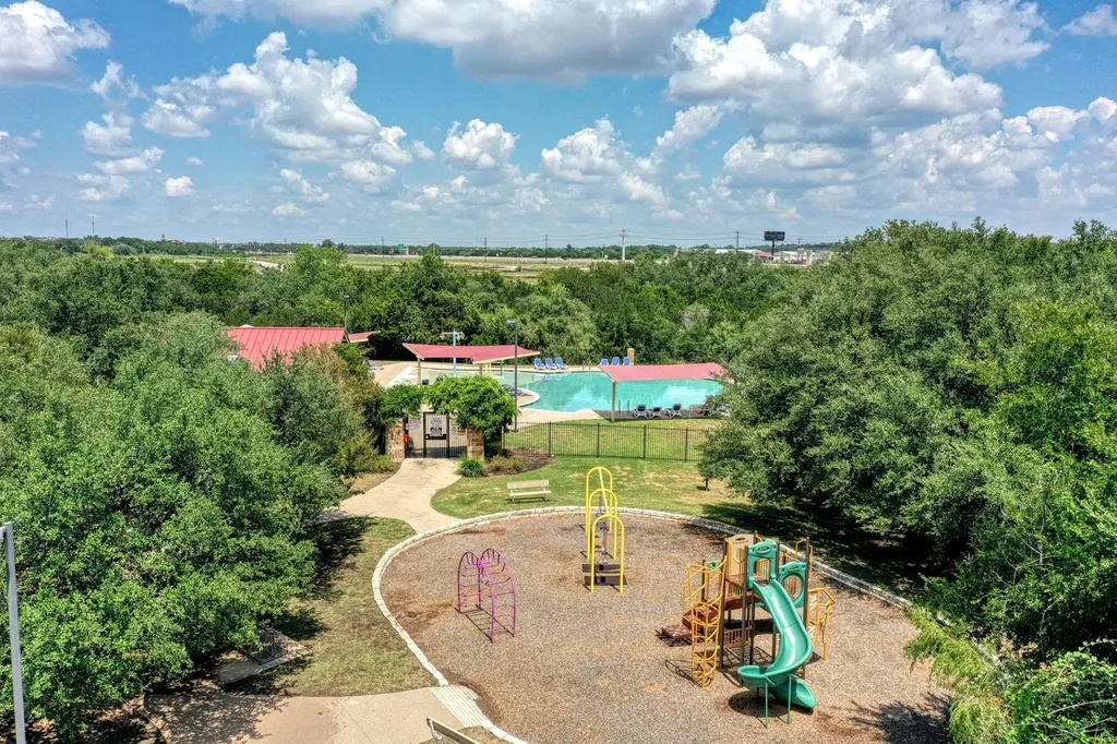 755 Hoot Owl Lane S Leander TX 78641