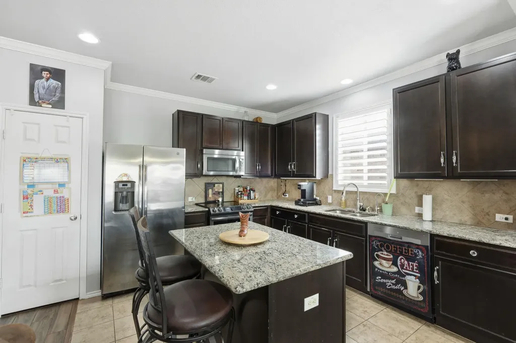 755 Hoot Owl Lane S Leander TX 78641