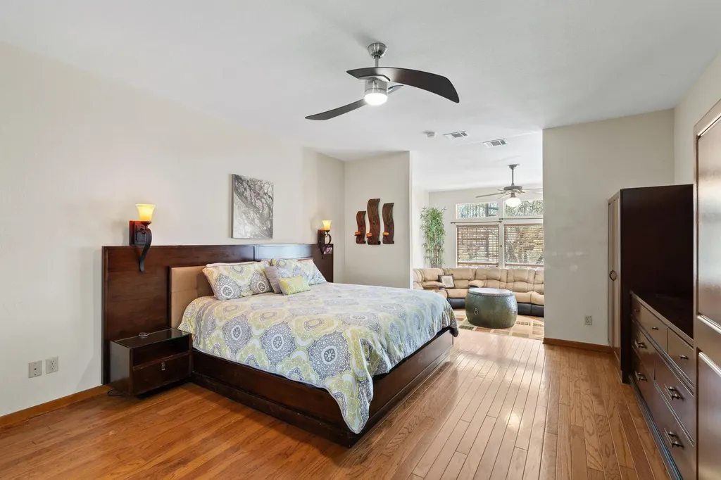 3405 Bee Creek Road Spicewood TX 78669