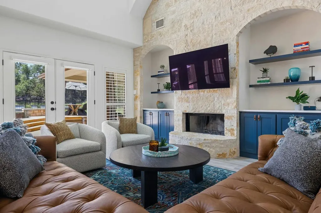 220 Sundance Trail Dripping Springs TX 78620