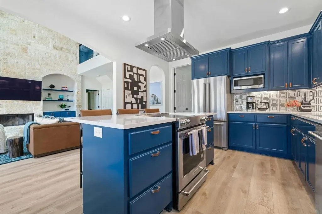 220 Sundance Trail Dripping Springs TX 78620