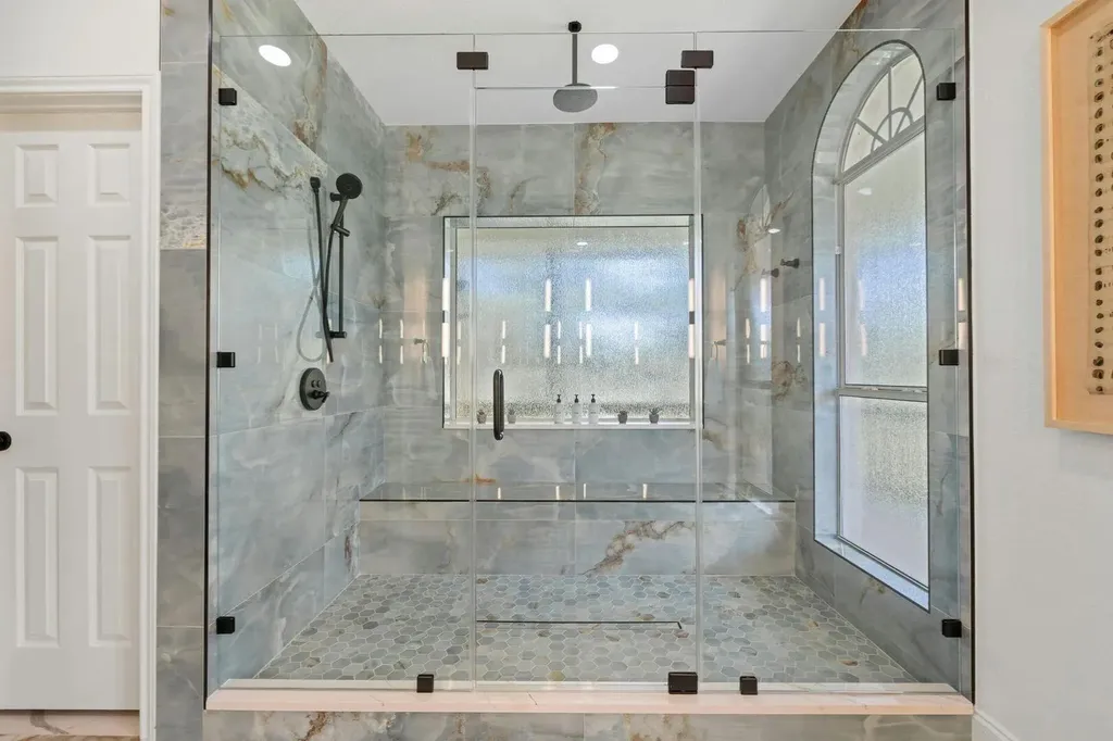 220 Sundance Trail Dripping Springs TX 78620