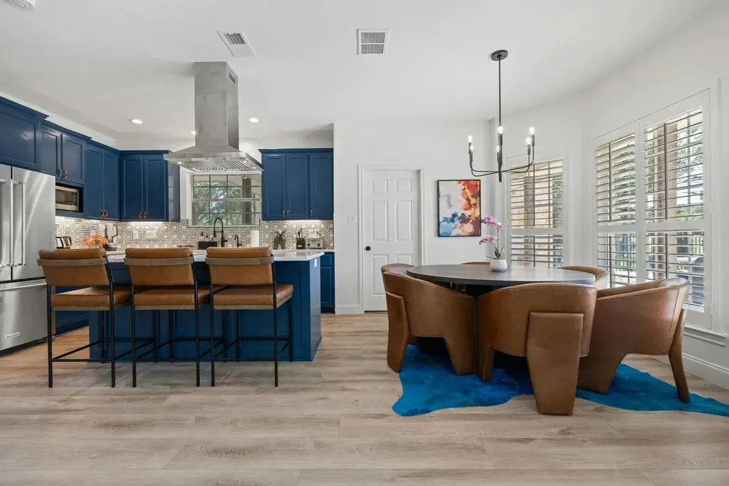 220 Sundance Trail Dripping Springs TX 78620