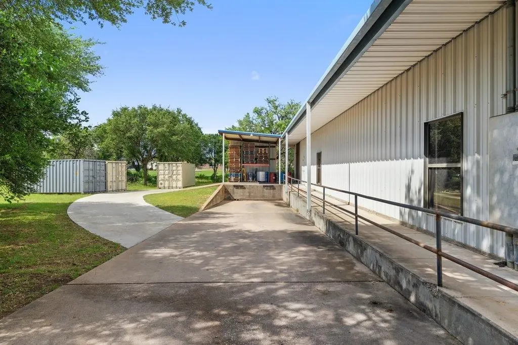 101 John Kelly Street Burnet TX 78611