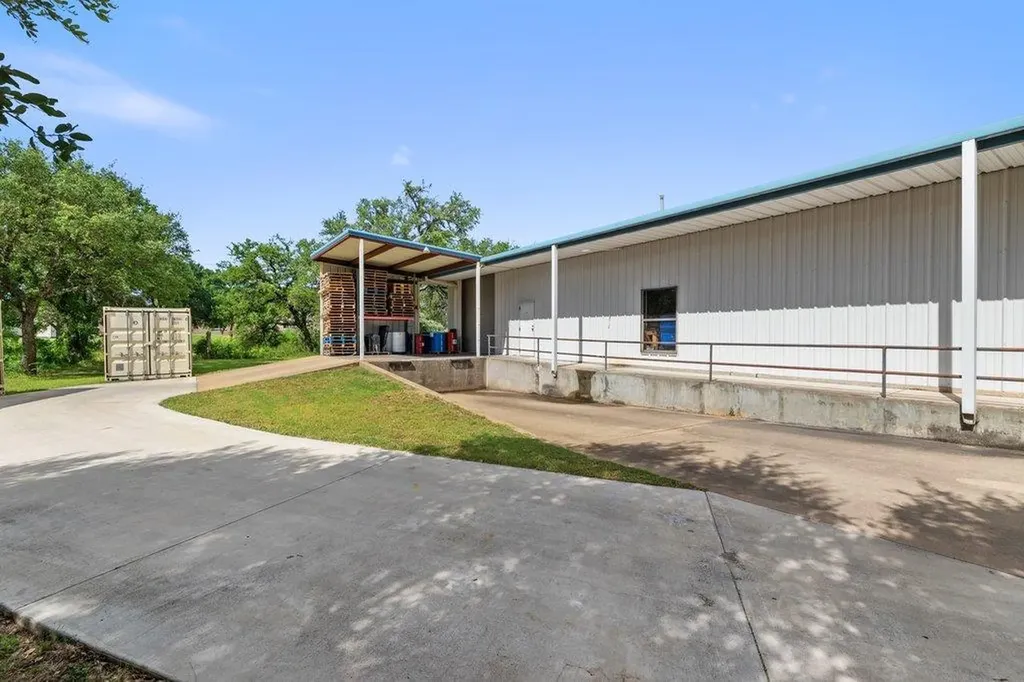101 John Kelly Street Burnet TX 78611