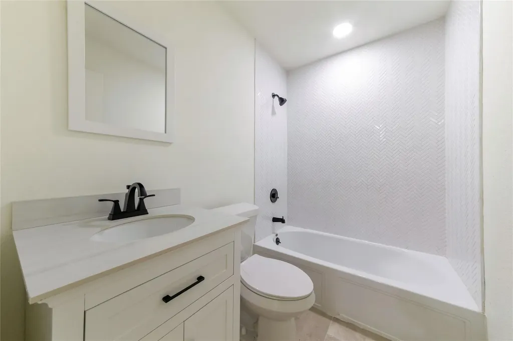 8807 Merion Circle Austin TX 78754